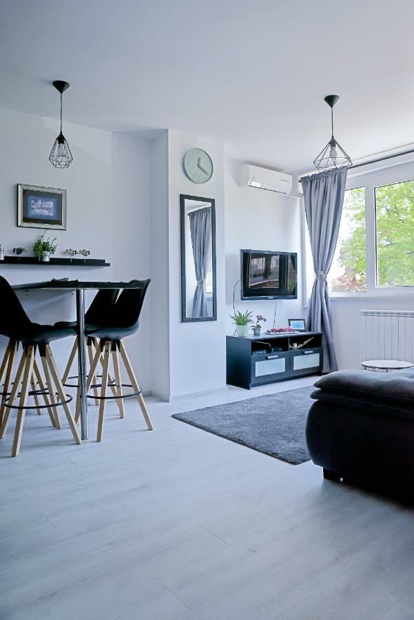 Drop Apartment Zagreb Bagian luar foto